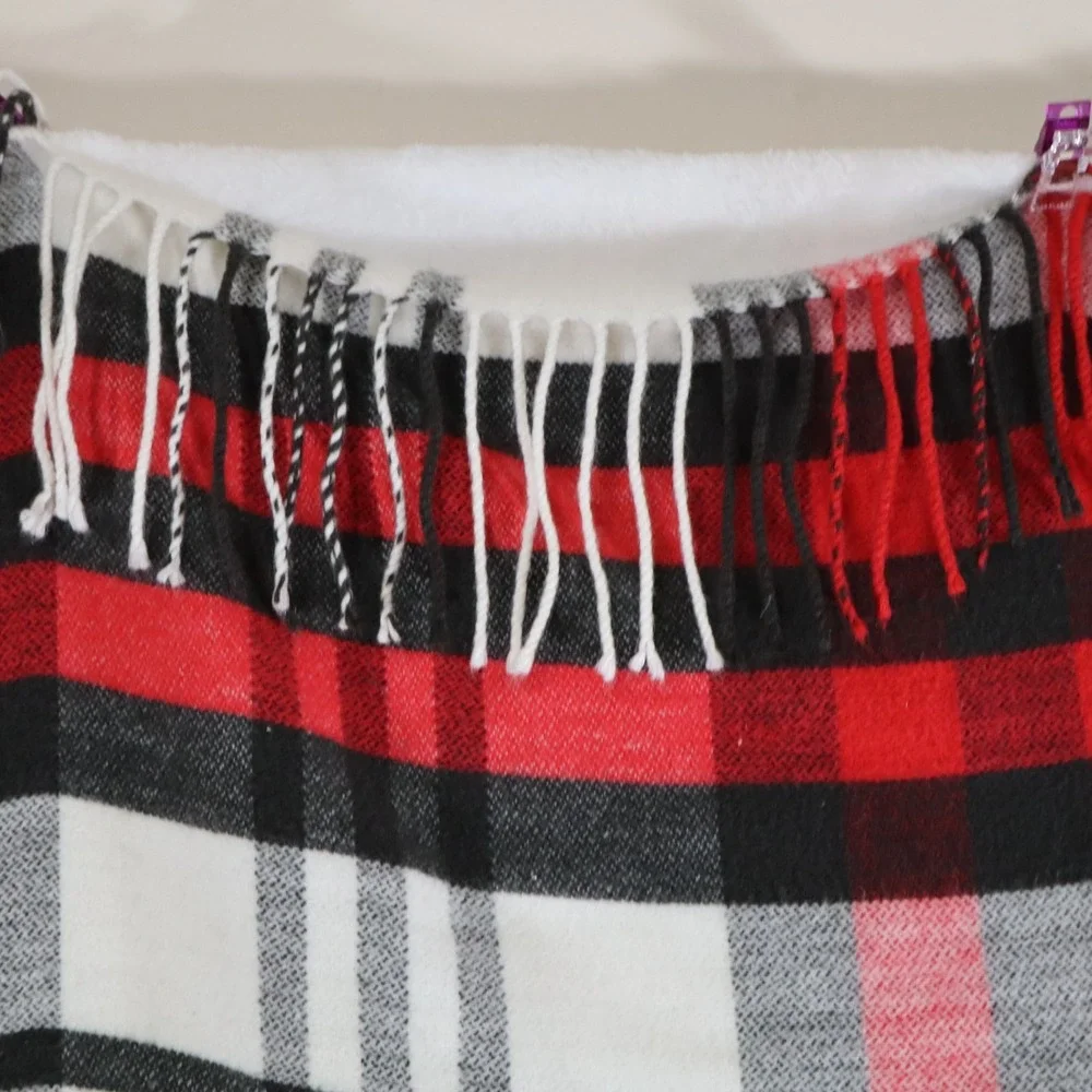 Aspen Red/White Plaid Throw Blanket With Fringe 71
